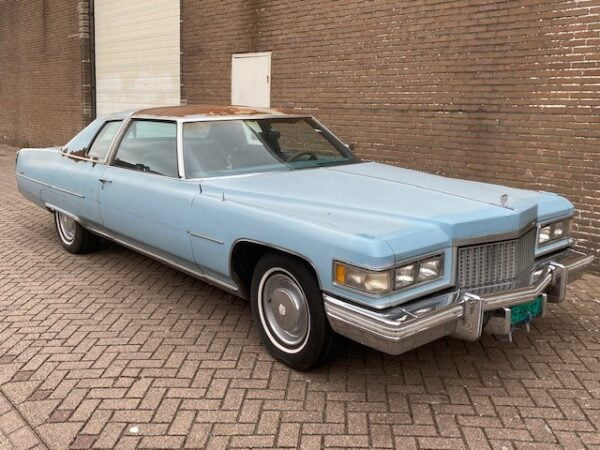 Cadillac 1975